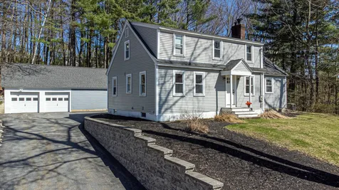 171 Pickering Street Manchester NH 03104