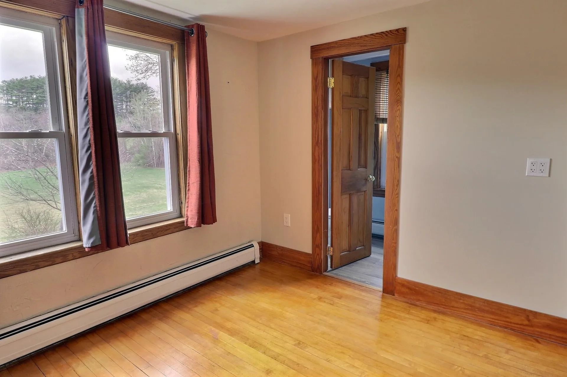 121 S Main Street Newport NH 03773