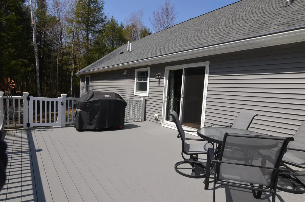 247 Columbus Avenue New London NH 03257