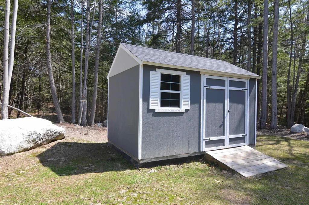 247 Columbus Avenue New London NH 03257