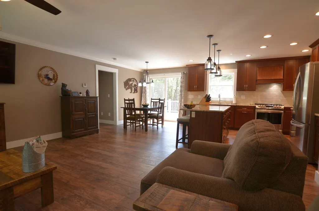 247 Columbus Avenue New London NH 03257