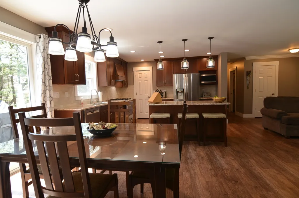 247 Columbus Avenue New London NH 03257