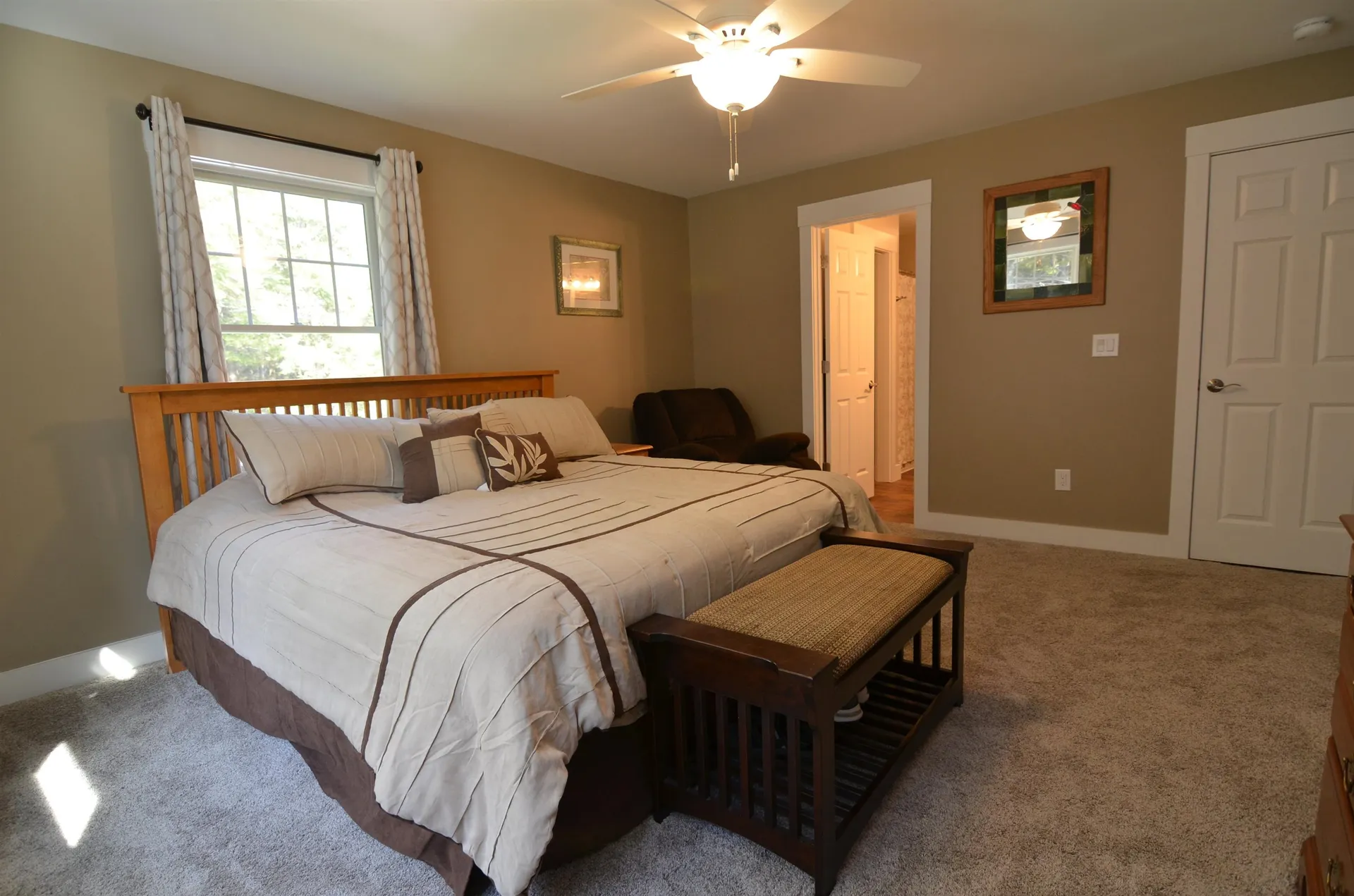 247 Columbus Avenue New London NH 03257