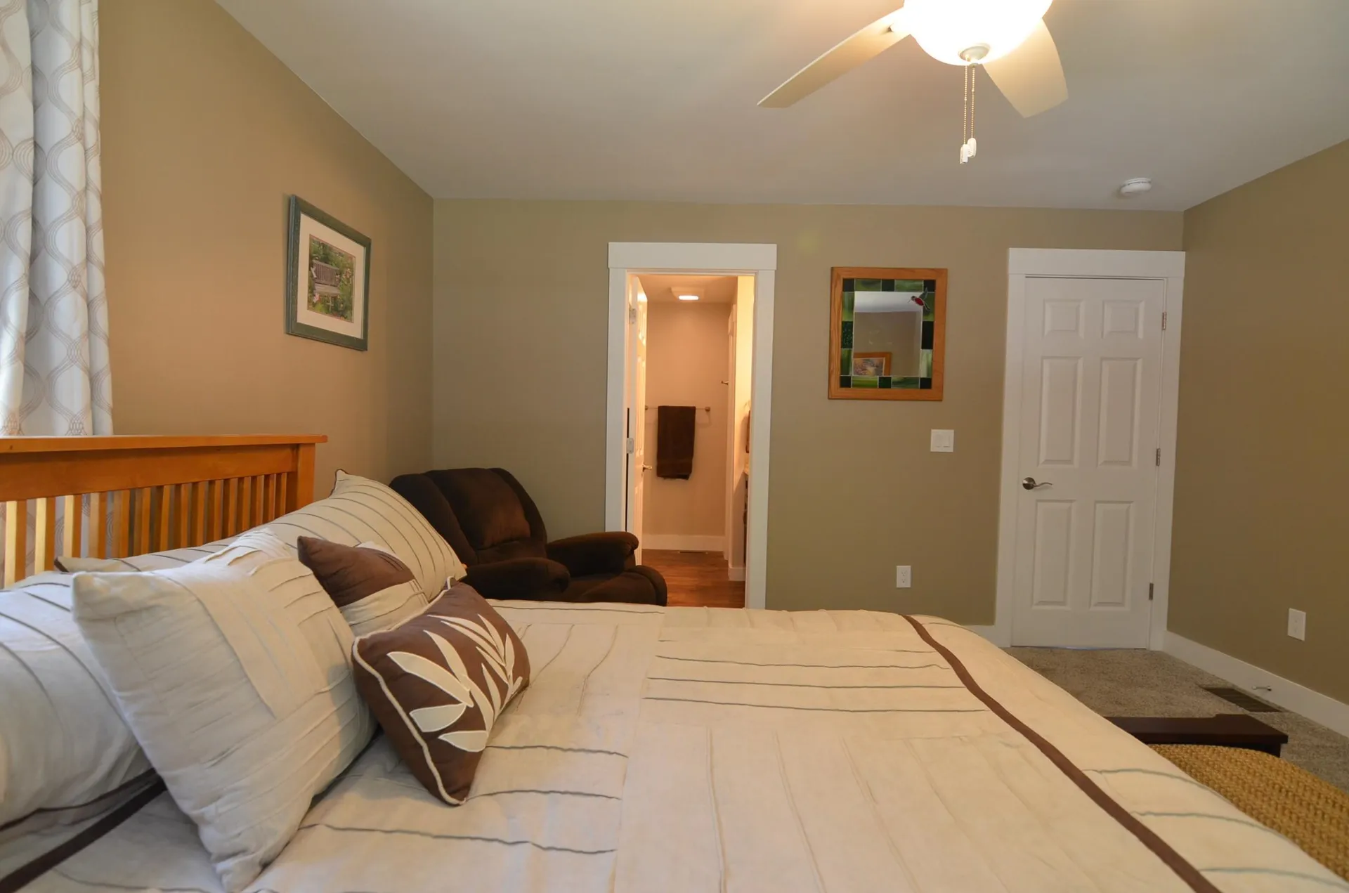 247 Columbus Avenue New London NH 03257