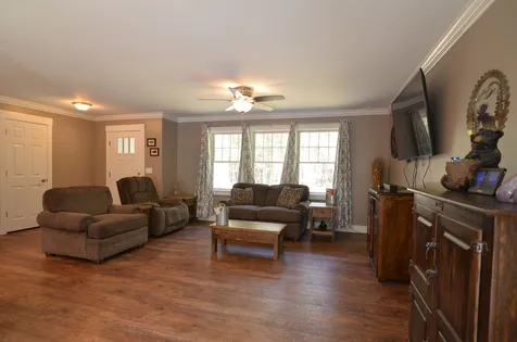 247 Columbus Avenue New London NH 03257