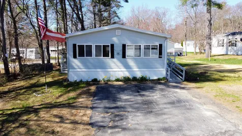 146 Colonial Village Somersworth NH 03878