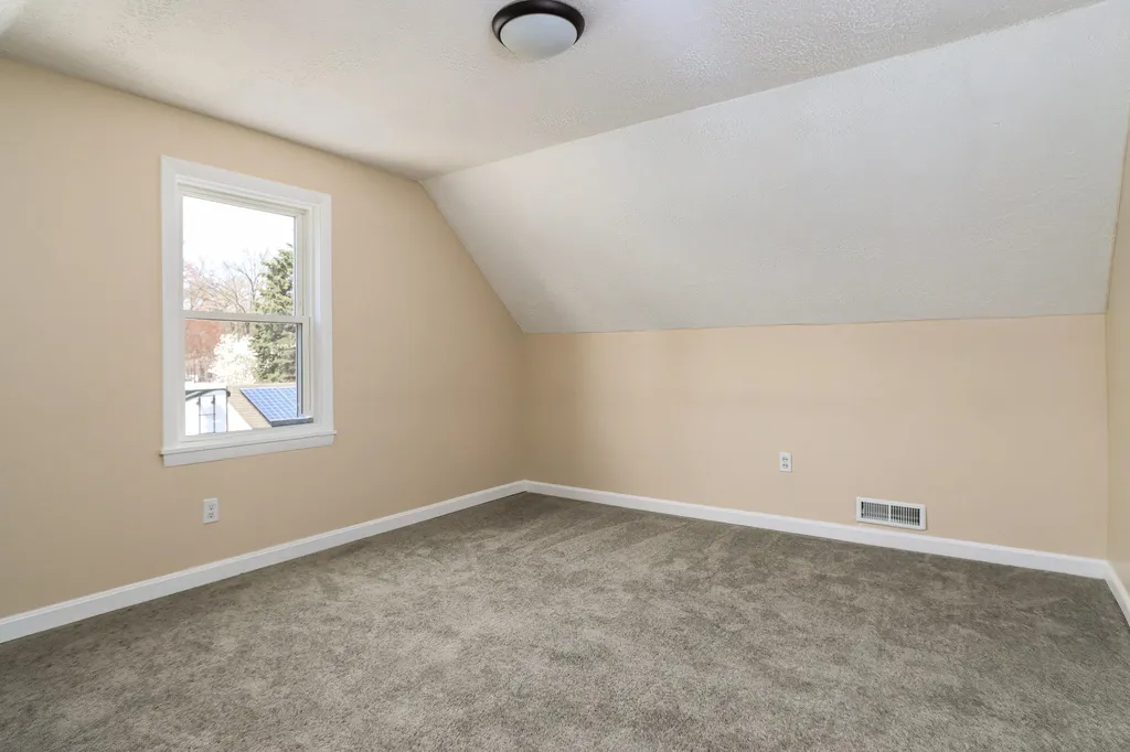 312 Seames Drive Manchester NH 03103