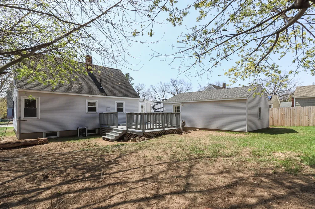 312 Seames Drive Manchester NH 03103