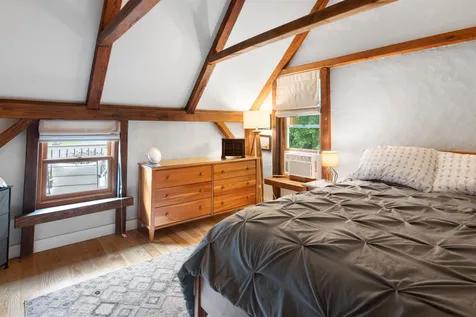 822 South Street Brattleboro VT 05301