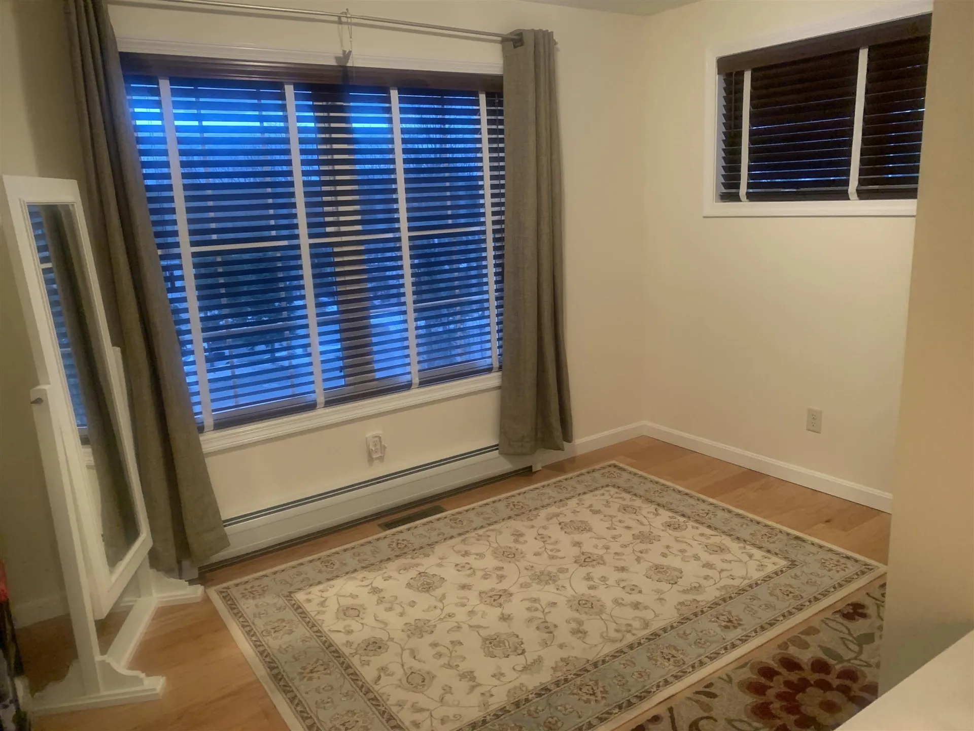 33 Maple Street Sunapee NH 03782