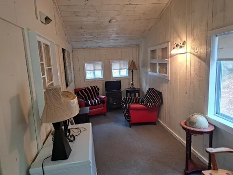 14 Pine Glen Road Hillsborough NH 03244