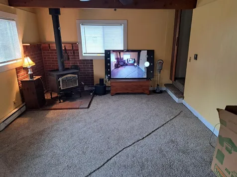 14 Pine Glen Road Hillsborough NH 03244