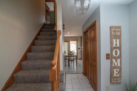 10 Applewood Road Pelham NH 03076