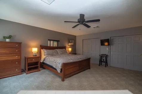 10 Applewood Road Pelham NH 03076