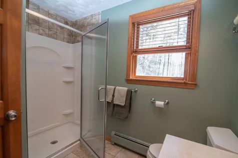 10 Applewood Road Pelham NH 03076