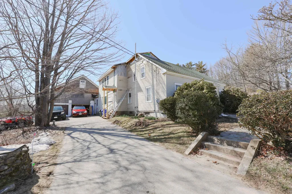 94 White Rock Hill Road Bow NH 03304