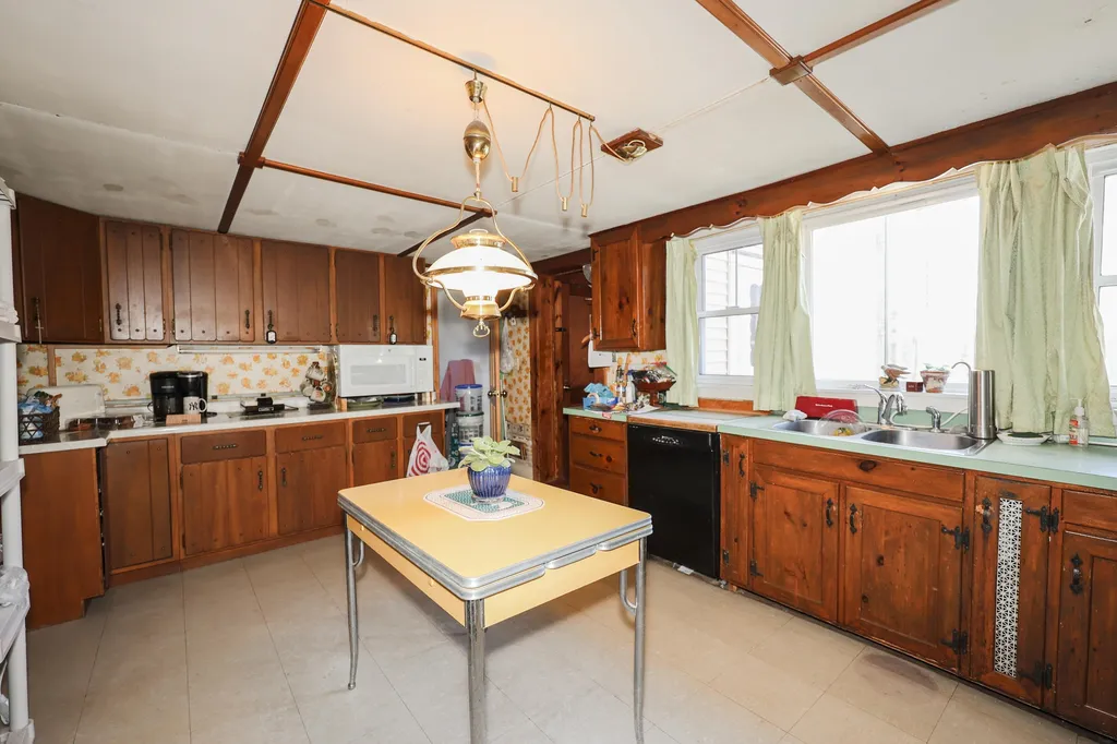 94 White Rock Hill Road Bow NH 03304