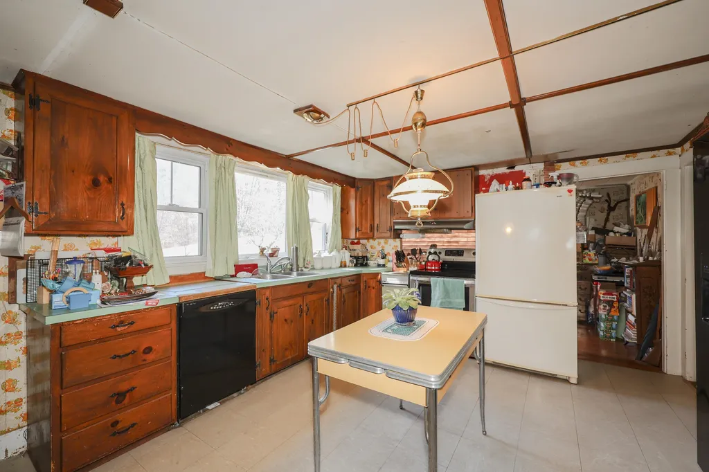 94 White Rock Hill Road Bow NH 03304