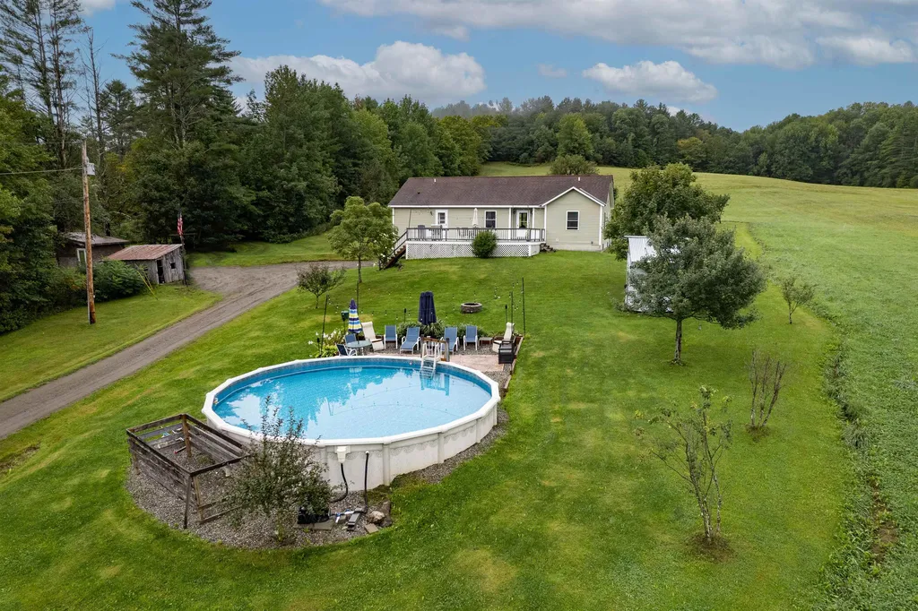 179 Russell Road Tunbridge VT 05077