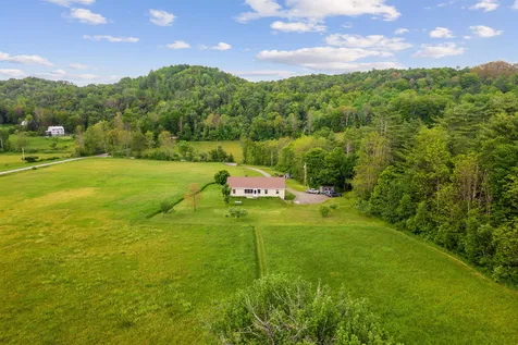 179 Russell Road Tunbridge VT 05077
