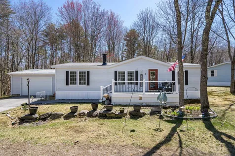 8 Burr Court Rochester NH 03868