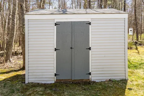 8 Burr Court Rochester NH 03868