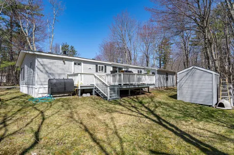 8 Burr Court Rochester NH 03868