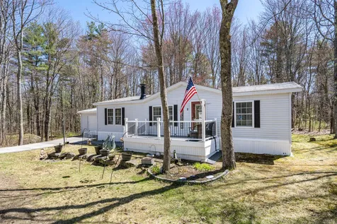 8 Burr Court Rochester NH 03868