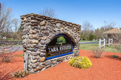 8 Burr Court Rochester NH 03868