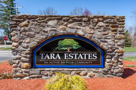 8 Burr Court Rochester NH 03868