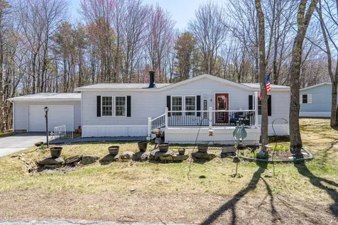 8 Burr Court Rochester NH 03868