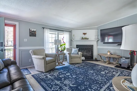 8 Burr Court Rochester NH 03868