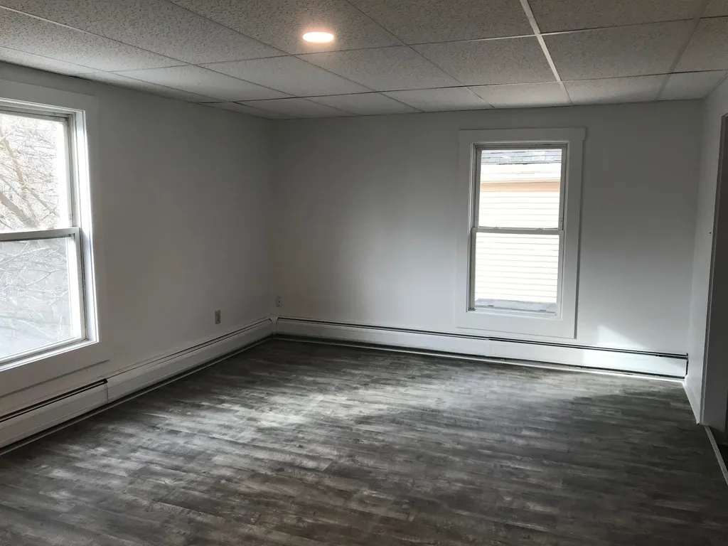 1531 Maple Street Hartford VT 05047