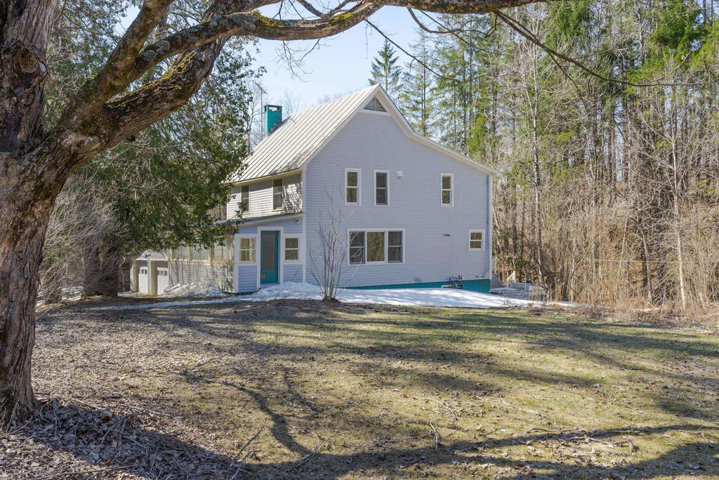 3 Washington Turnpike Chelsea VT 05838
