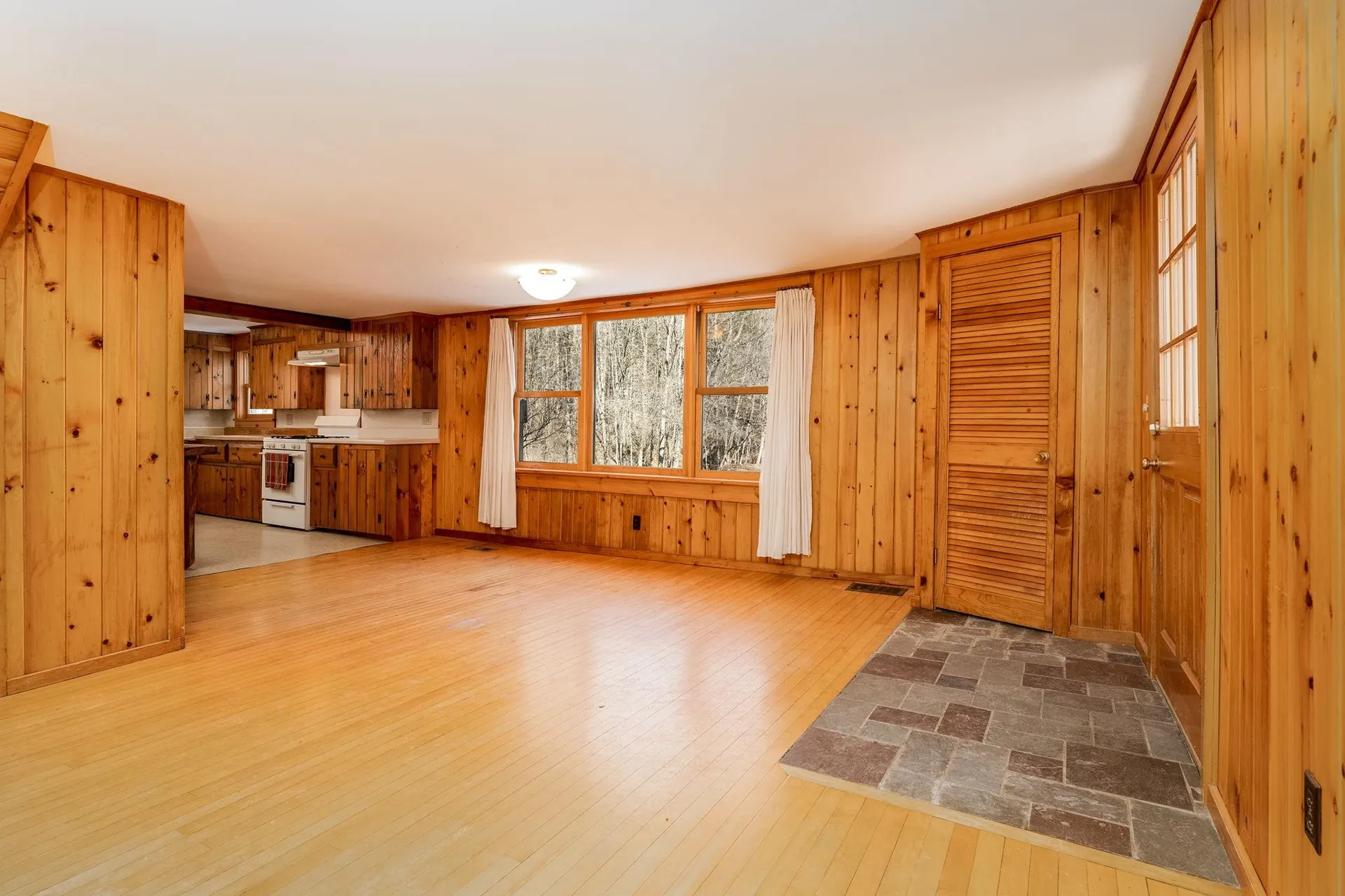 3 Washington Turnpike Chelsea VT 05838