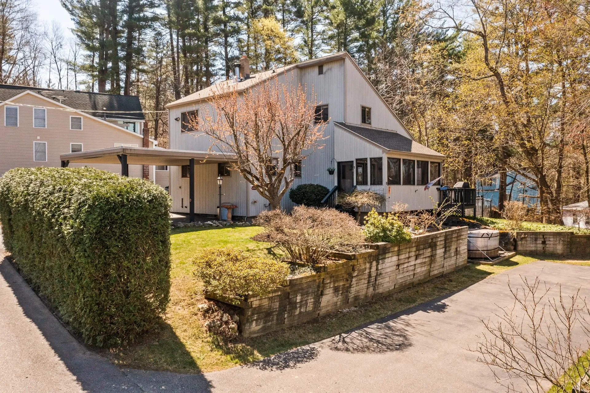 3 Lake Avenue Derry NH 03038