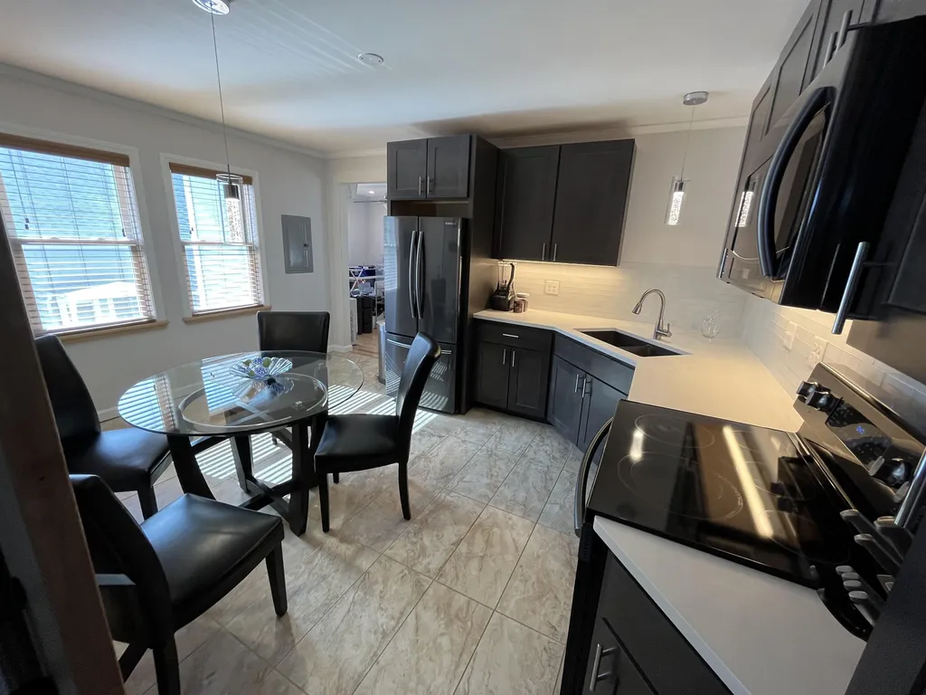 35 Tyler Street Nashua NH 03060