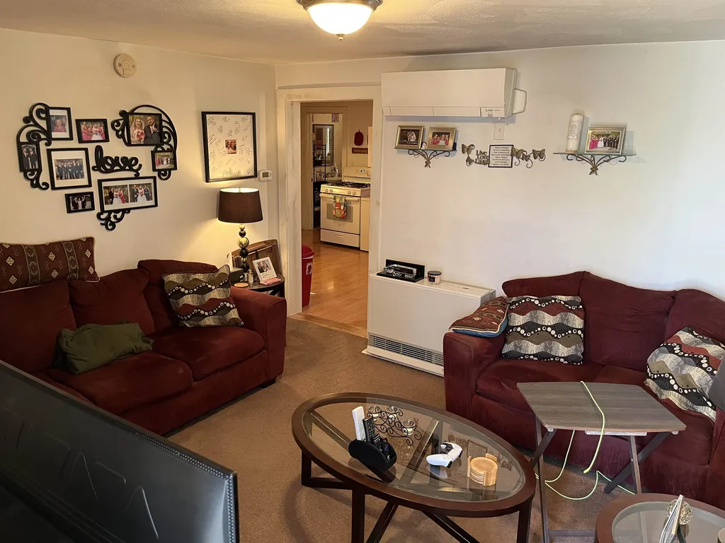 35 Tyler Street Nashua NH 03060