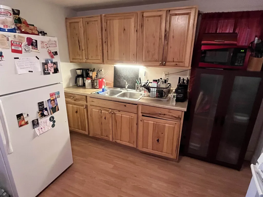 35 Tyler Street Nashua NH 03060