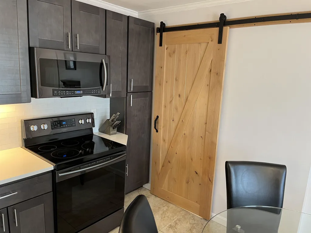 35 Tyler Street Nashua NH 03060