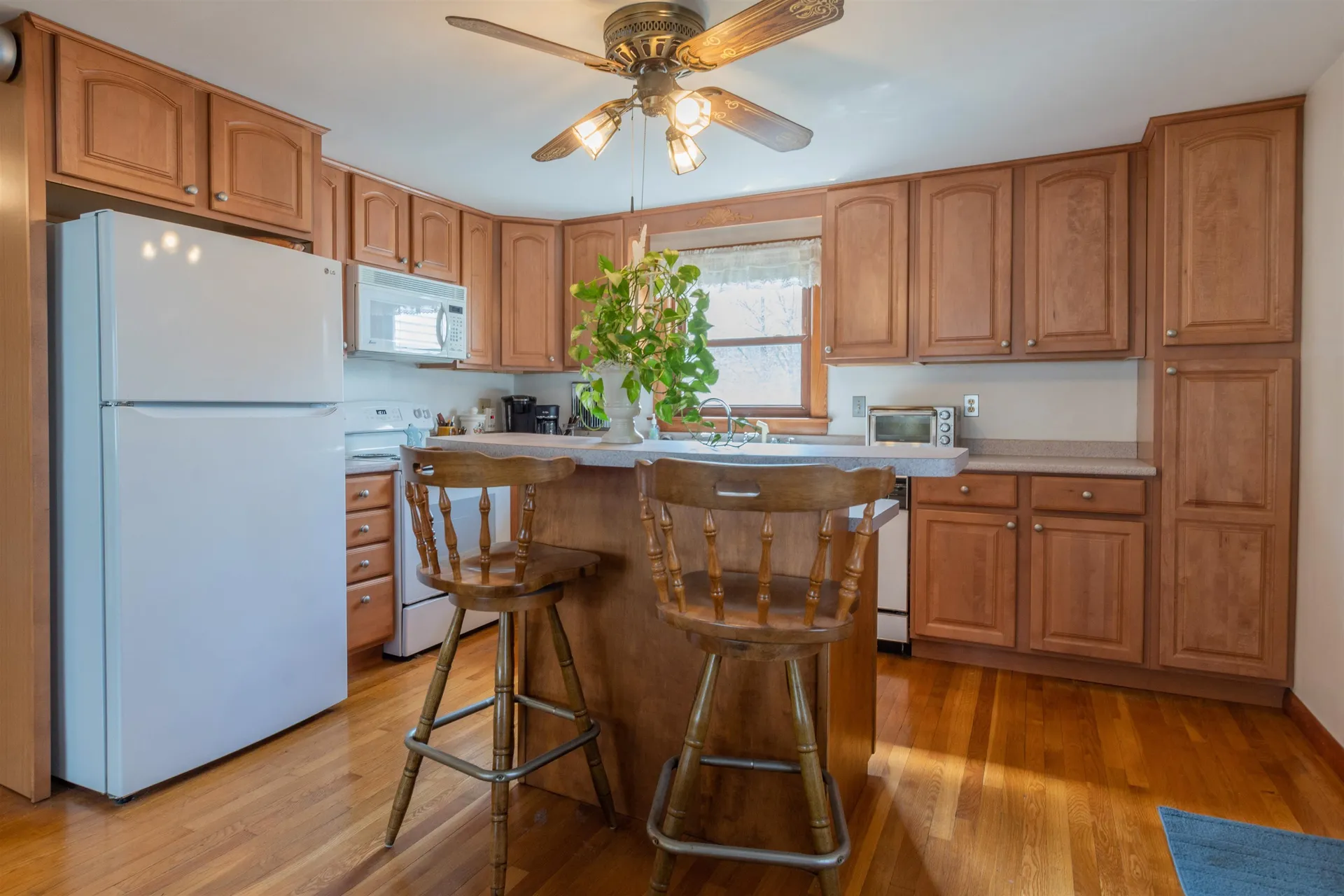 10 Ross Street Nashua NH 03060