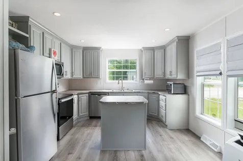 21 Firelite Road Conway NH 03860