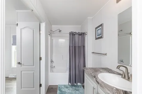 21 Firelite Road Conway NH 03860