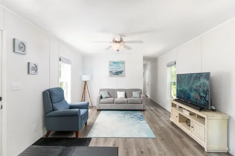 21 Firelite Road Conway NH 03860