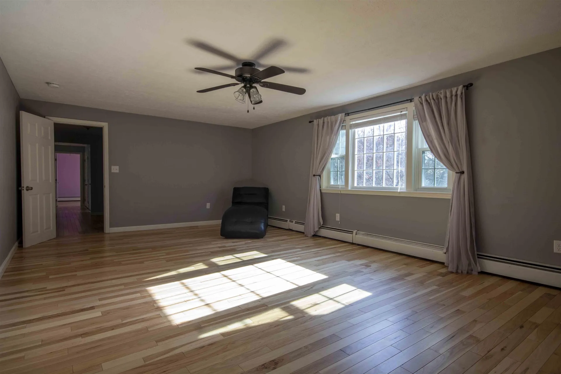 8 Rossini Road Londonderry NH 03053