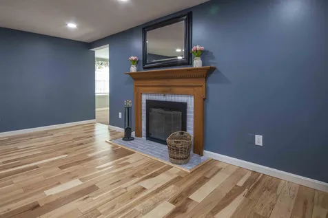 8 Rossini Road Londonderry NH 03053