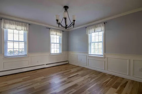 8 Rossini Road Londonderry NH 03053