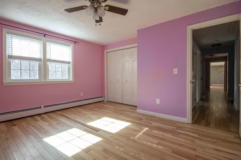 8 Rossini Road Londonderry NH 03053