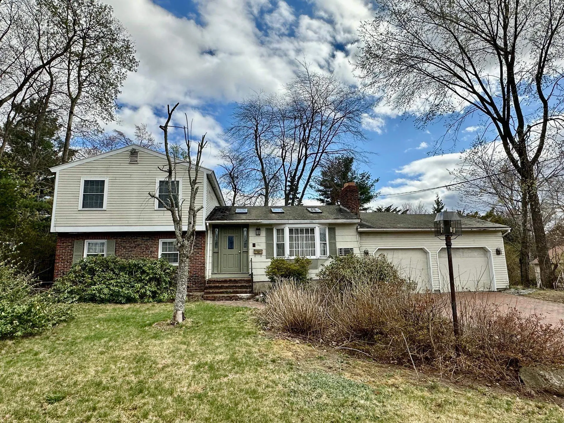 111 Paquette Avenue Manchester NH 03104
