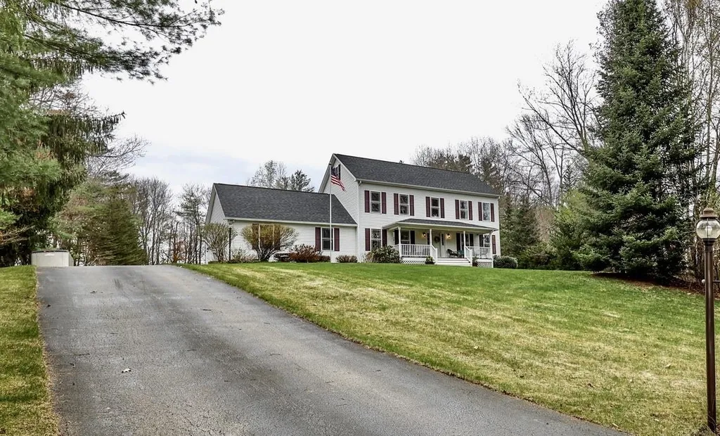 29 Edinburgh Drive Bedford NH 03110
